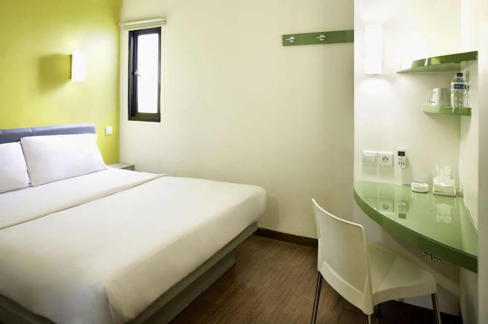 Amaris Hotel Panglima Polim 2 Jakarta Exterior foto
